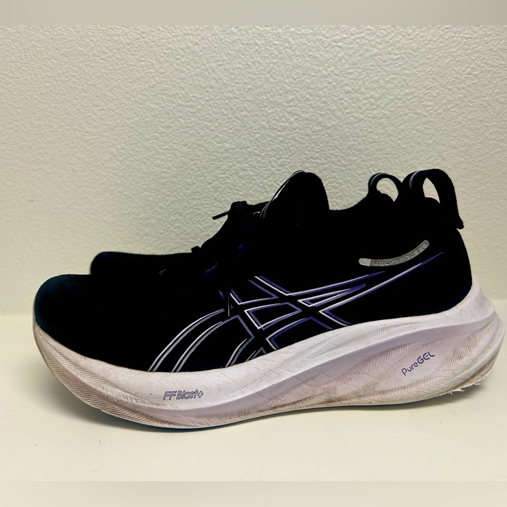 Asics Gel-Nimbus 26 Womens 9 Wide Shoes Black White Running Sneaker 1012B601